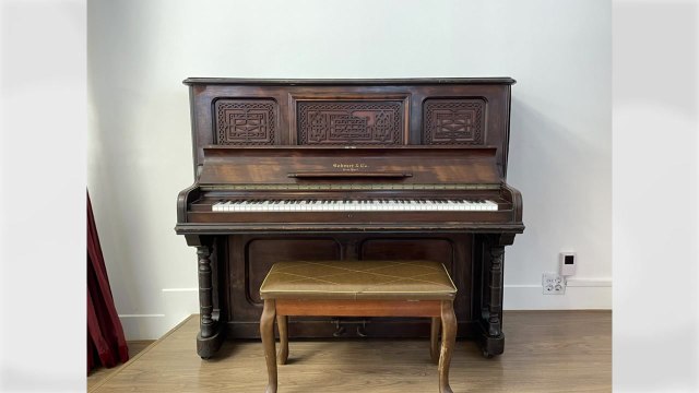 [인천] 우리나라 가장 오래된 피아노, 인천 중구청에 기증 / YTN