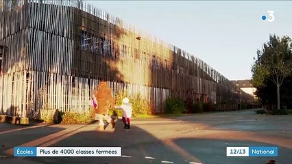 Éducation : de plus en plus de classes fermées à cause de cas de Covid-19