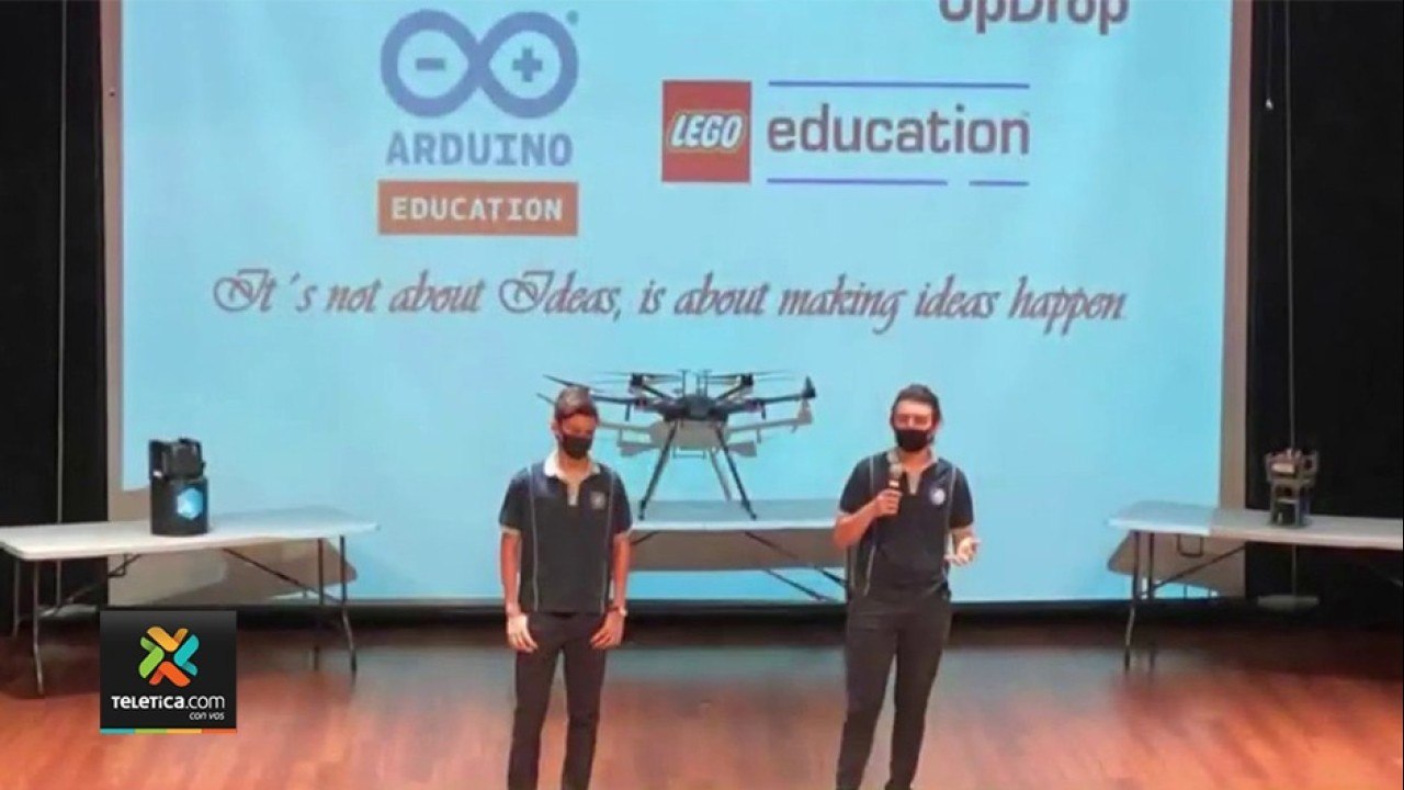 tn7-estudiantes-ticos-ganan-segundo-lugar-en-olimpiada-mundial-de-robotica-221121