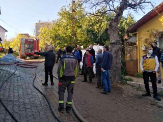 Son dakika! Kahraman itfaiyeci yangın söndürürken kalbine yenildi