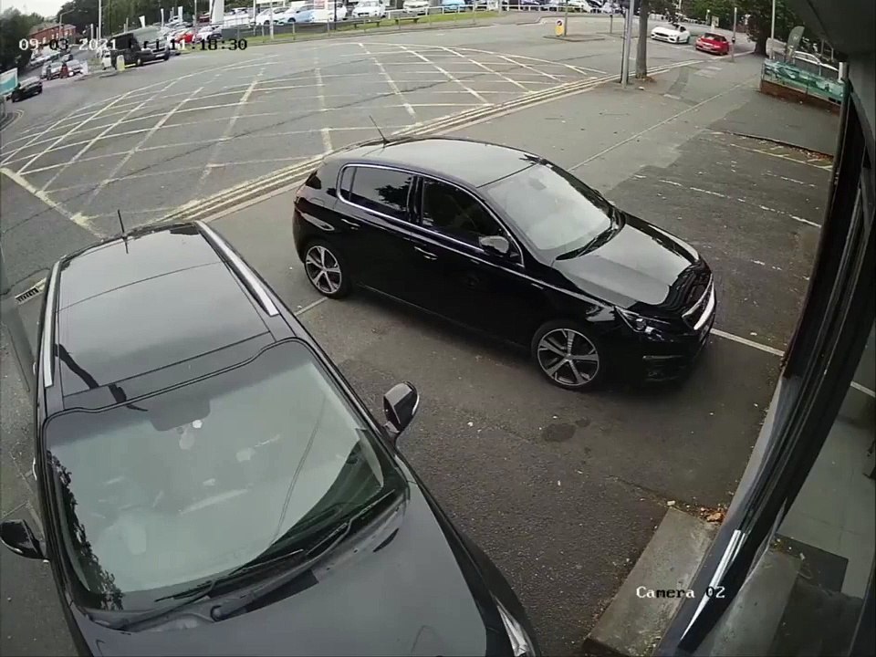 Driver crashes into parked cars outside Preston hair salon - September 2, 2021