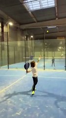 Lino, le fils de Cyril Hanouna en plein tournoi de padel, le 21 novembre 2021