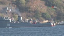 Rus donanmasına ait mayın gemisi İstanbul Boğazı'ndan geçti
