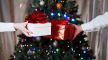 How You Can Properly Regift Unwanted Items You Got as Gifts