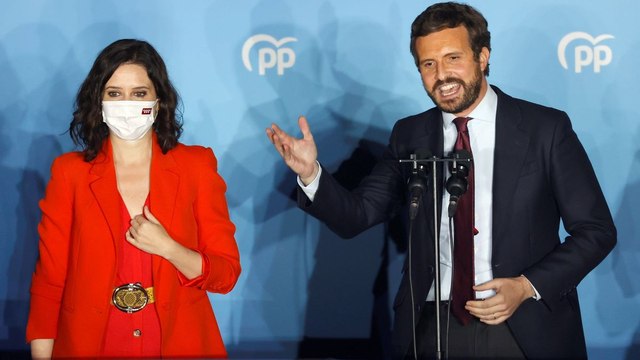 Díaz Ayuso dice que “ser crítico no es ser desleal” y pablo casado contesta que en una gran orquesta no caben solistas.