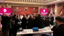 TBMM'de gergin anlar: MHP ve HDP milletvekilleri birbirine girdi