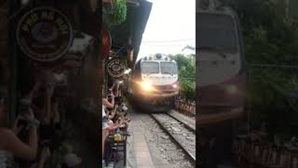 Train Street Gets Up Close and Personal