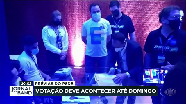 Um dia depois da suspensão das prévias do PSDB, o partido se reuniu para discutir uma nova data para a votação.