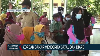 Скачать видео: Korban Banjir di Jember Menderita Gatal, Penyakit Kulit dan Diare