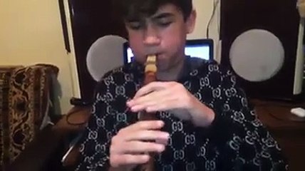 AMAZING KIDS PLAY SAXOPHONE