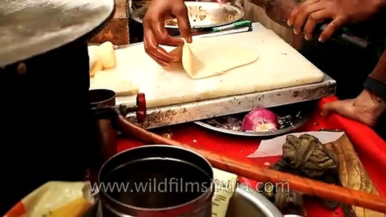 Street paratha at Nizamuddin West