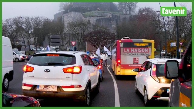 Manifestation des policiers devant le Parlement de Wallonie