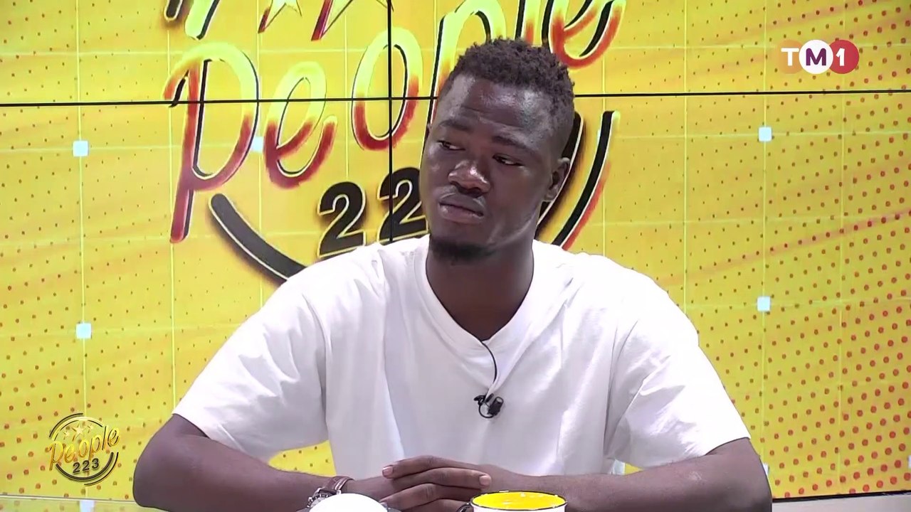 PEOPLE223 AVEC TOU GÂTE