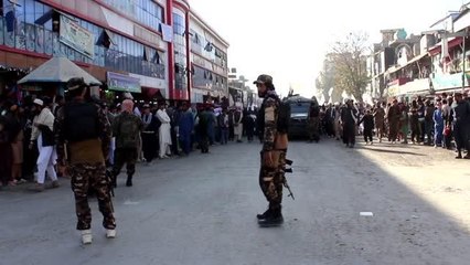 Afganistan'da dünyada dondurulan Afgan varlıklarının serbest bırakılması talebiyle gösteri