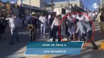 Alcalde de Los Cabos se cae durante desfile cívico de la Revolución Mexicana