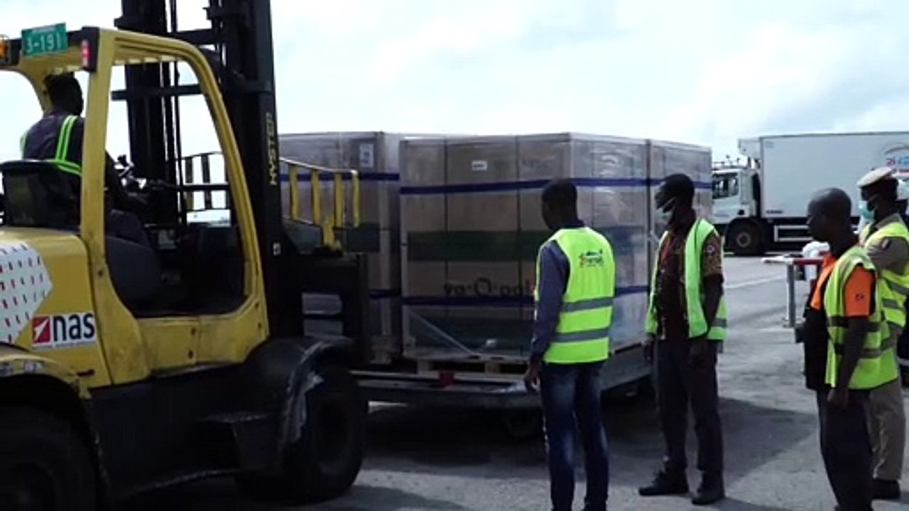 Covid-19 : la Côte d'Ivoire réceptionne 374 450 doses de vaccins Johnson and Johnson