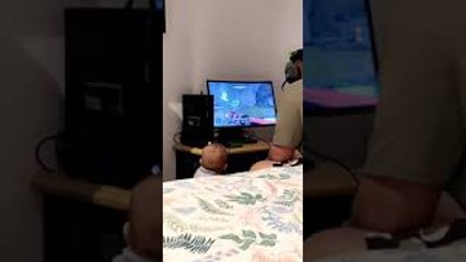 Baby Stops the Xbox