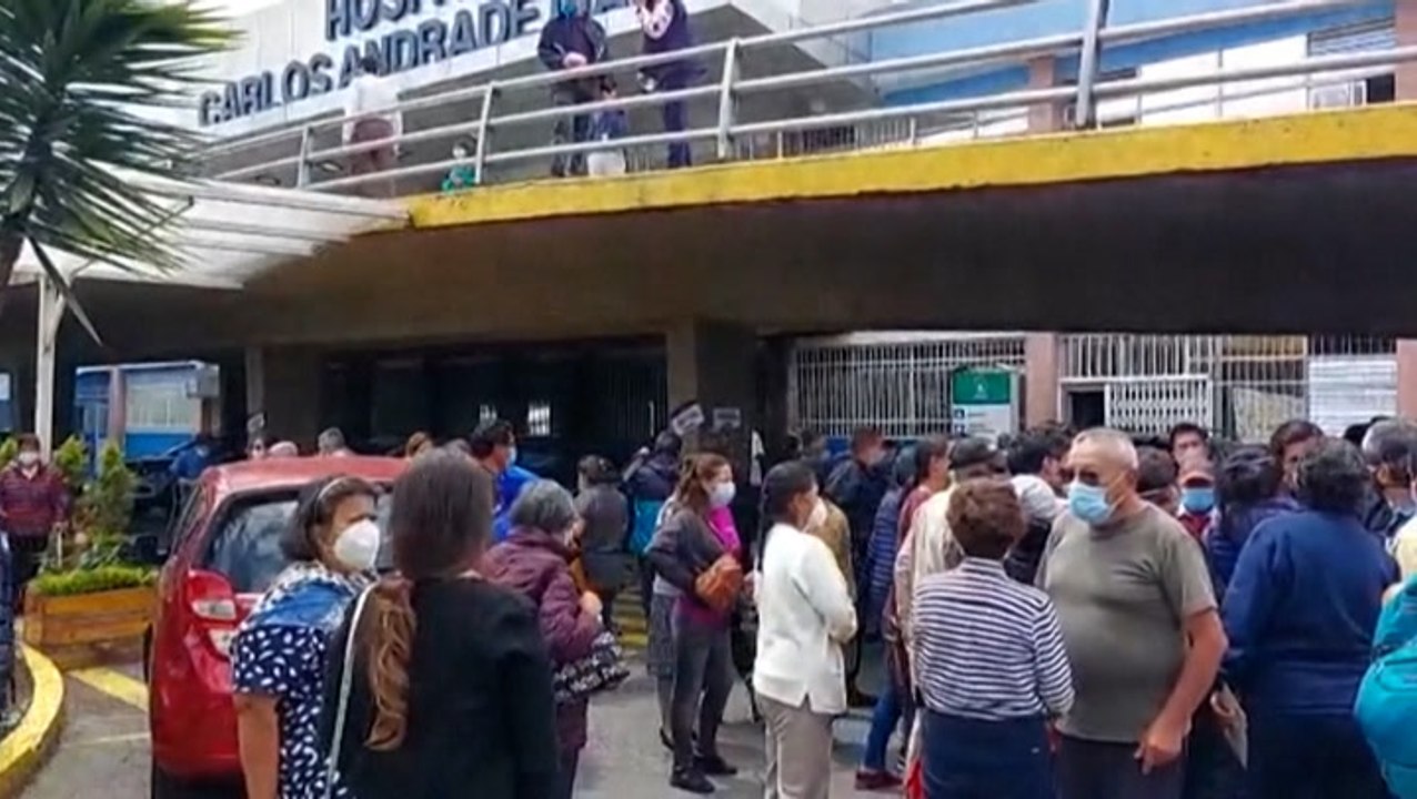 Hospital evacuated after earthquake in Ecuador