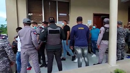 Un año de prisión preventiva a implicados en caso «tumbe» de droga en Barahona