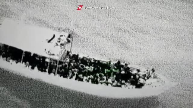 İtalya Sahil Güvenliği, Akdeniz'de 296 düzensiz göçmeni kurtardı