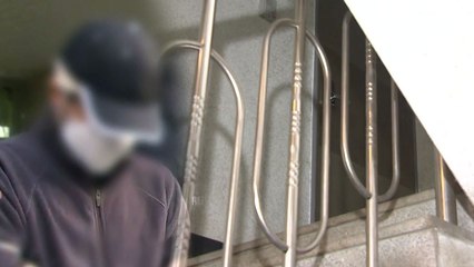 [이슈인사이드] '인천 흉기 난동' 남성경찰도 현장 무단이탈 논란 / YTN