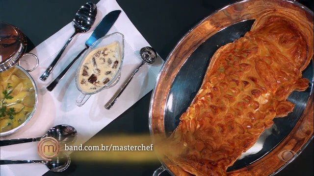 Massa folhada crua determina a saída do participante, que se atrapalhou no tempo e não conseguiu entregar um prato bom o suficiente