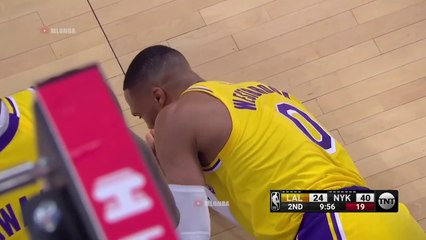 Russell Westbrook gets hit in the mouth, gushes blood, refs won’t even review it