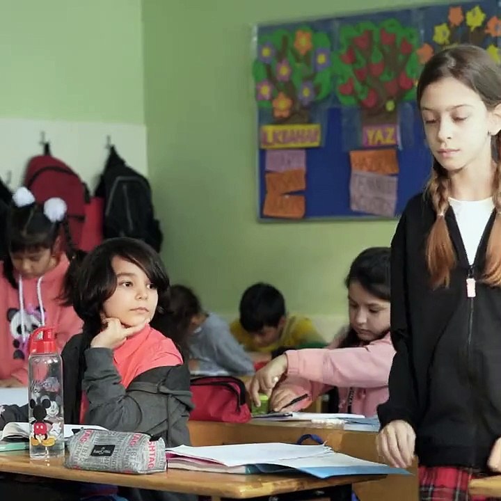 İmamoğlu'ndan atanamayan öğretmenlere dikkat çeken 24 Kasım mesajı: Onlar öğrencilerini, öğrenciler onları istiyor