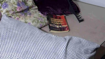 Bodrum katında öldürülen kadının cesedinin yanındaki kitap dikkat çekti