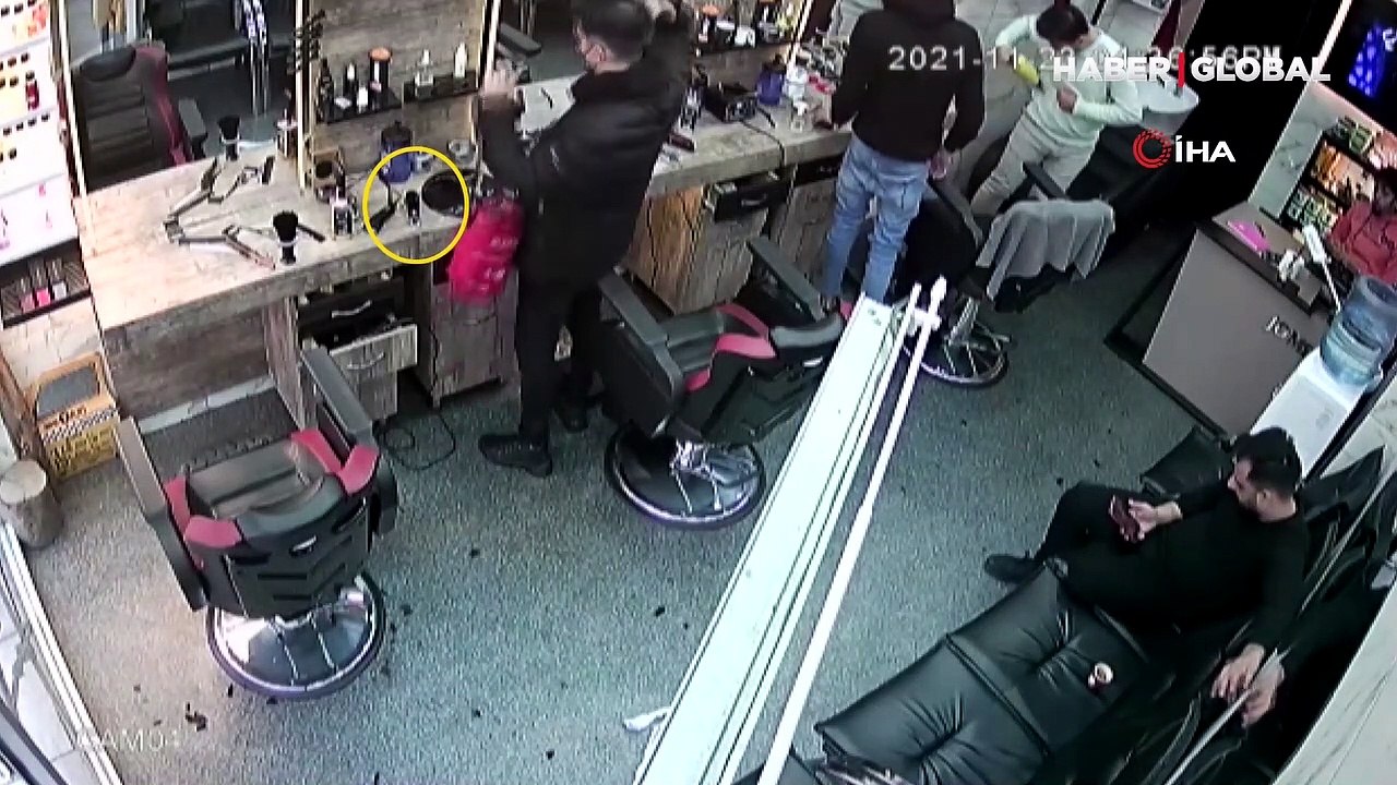 İstanbul'da saç tarama bahanesiyle girdiği berberden tıraş makinesini böyle çaldı