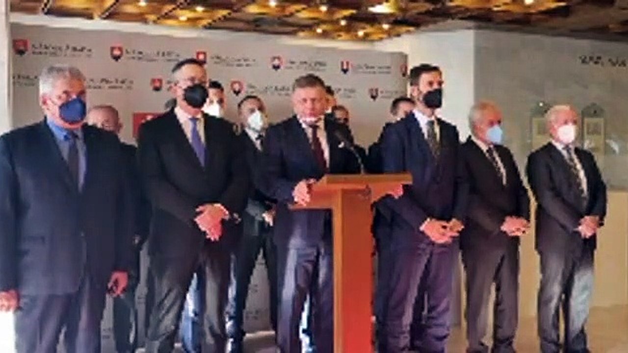 ZÁZNAM: R. Fico: Minister zdravotníctva by mal odísť, potrebujeme tvrdého manažéra