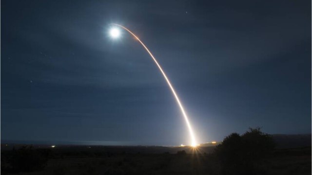 Voici le nombre d'armes nucléaires que possèdent les 9 puissances atomiques de la planète