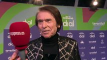 Raphael, incombustible tras 60 años en el mundo de la música, no piensa en su retirada