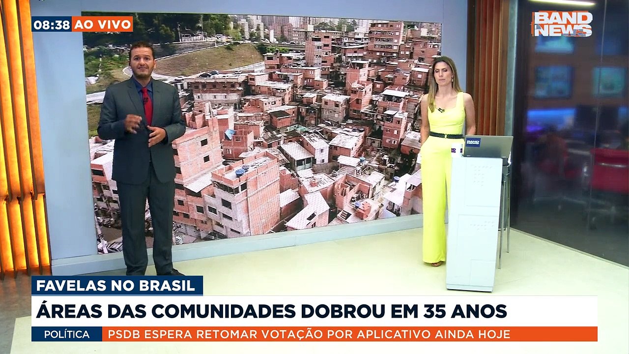 A área de favelas mais que dobrou no Brasil nos últimos 35 anos. E esse crescimento equivale ao território de 11 cidades de Lisboa, capital de Portugal.Saiba mais em youtube.com.br/bandjornalismo#BandNews20anos #favelas #comunidades