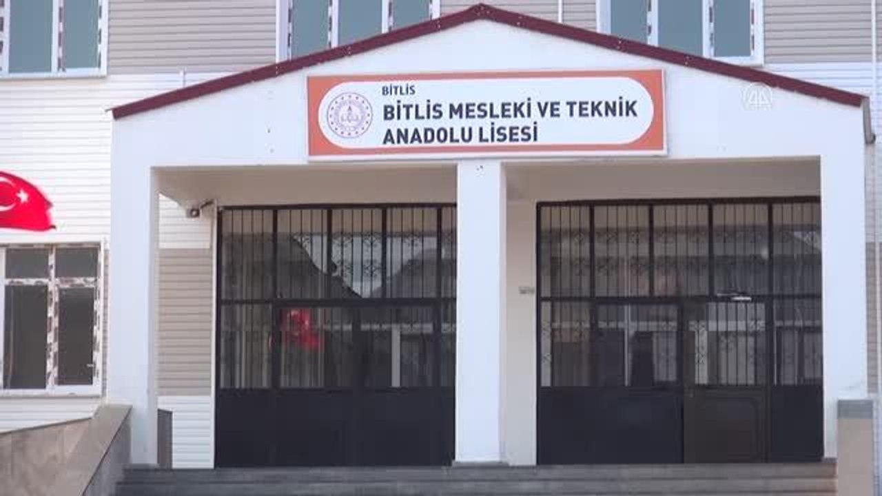 Meslek lisesinde üretilen ürünlerden 3 milyon lira ciro bekleniyor