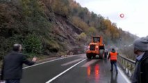 Şalpazarı-Beşikdüzü karayolunda heyelan kamerada