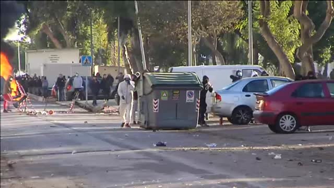 Sindicatos y patronal acercan posturas en su negociación del convenio del metal