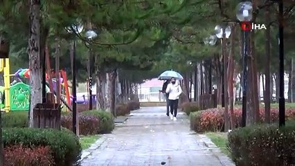 Çinli vatandaş parkta yürürken 'sigara içmediği' gerekçesiyle bıçaklandı