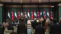 Cumhurbaşkanı Recep Tayyip Erdoğan ve bin Zayed, heyetler arası görüşmenin ardından anlaşmaların imza törenine katıldı