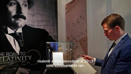 Gli appunti rari e imperfetti di Einstein, venduti all'asta per 11 milioni di euro