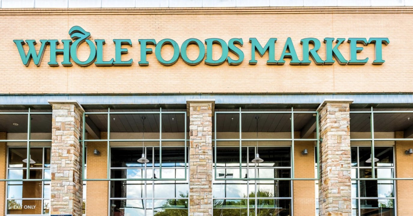 These Grocery Stores Are Open on Thanksgiving 2021