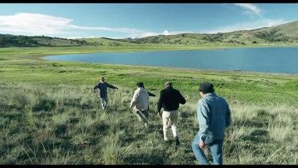Esperar en el lago - Tráiler Oficial
