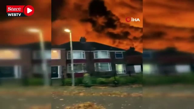 İngiltere'de plastik fabrikasında korkutan yangın