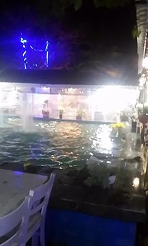 Nadir Saltık Havuzlu Bahçe Et resturant programı