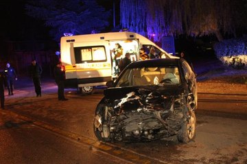 Son dakika gündem: Kartepe'de 3 aracın karıştığı kazada 8 kişi yaralandı