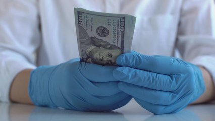 L'énorme fraude à la Sécu d'un infirmier à la tête d'un réseau illégal