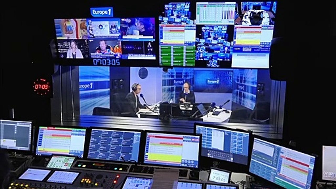 Migrants naufragés : comment l'exécutif va gérer ce drame avant la présidentielle