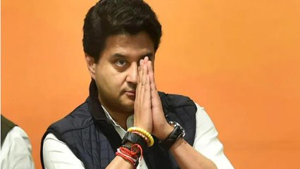 We have a target 17 airports in UP: Scindia