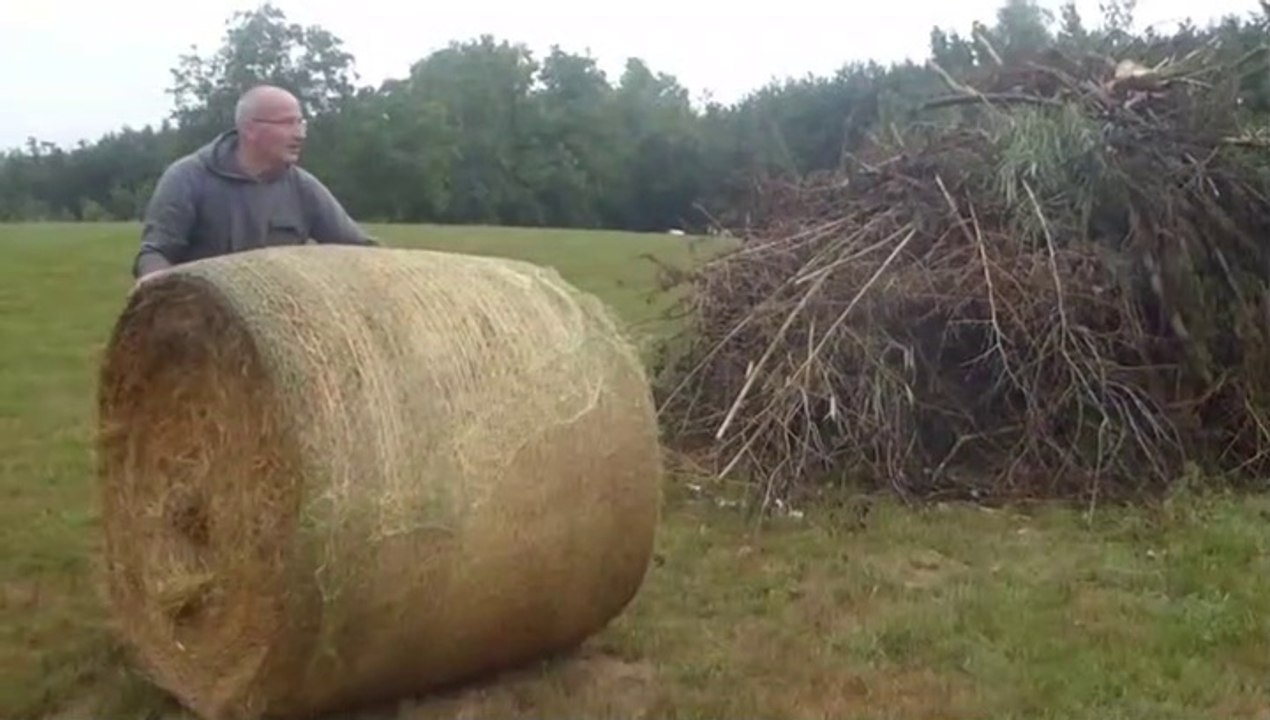 Frère Toussaint, ermite bénédictin le travail - Film by Jean-Claude Guerguy - Ciné Art Loisir