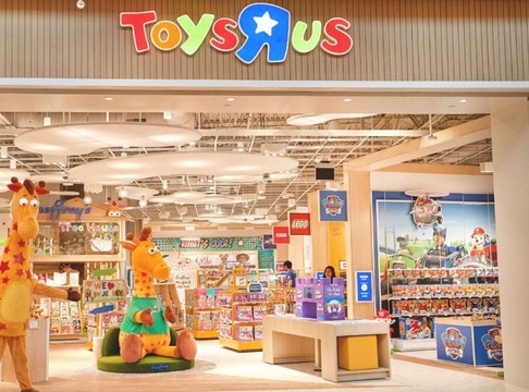 تويز آر أص: قصة صعود وهبوط أشهر شركة ألعاب في العالم